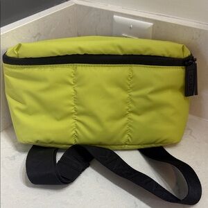 Calpak Luca Belt Bag - Celery